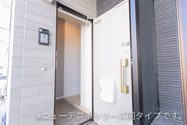 パラディスの玄関