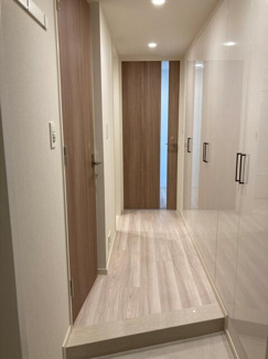 【玄関】 | パークアクシス門前仲町テラス | ※写真は同タイプ住戸です。 