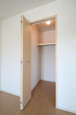 メゾンセレナーデＢの収納