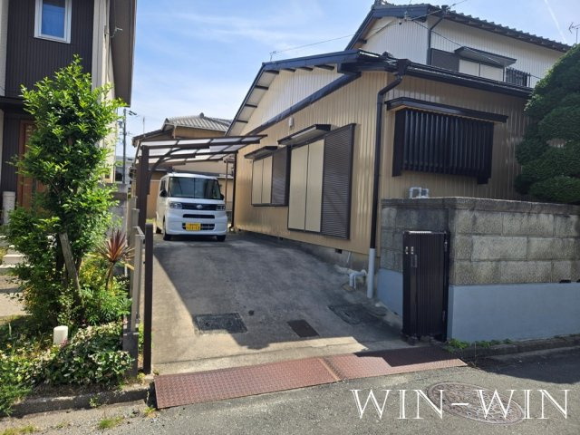 藤井貸家の駐車場