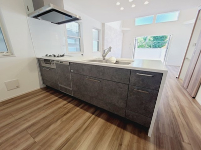 【キッチン】 | 【現地内覧会】中野区白鷺1丁目　新築戸建　C号棟 6590万円