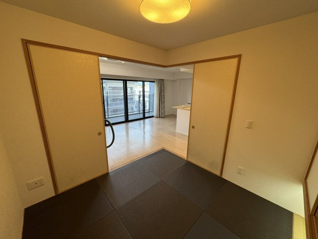 シャルマンフジスマート和歌山駅前EASTの和室