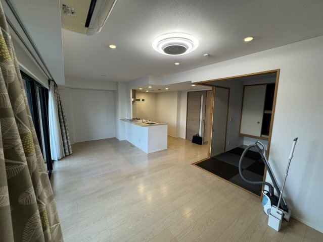 シャルマンフジスマート和歌山駅前EASTの居間・リビング