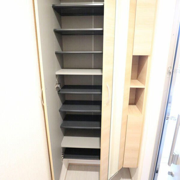 ＧＡＲＤＥＮ　ＭＩＲＡＭＡの収納