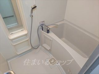 セジュール友清　Ｂ棟の浴室|サーモ付きシャワー水栓