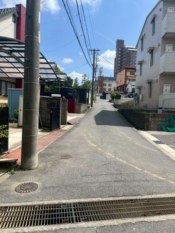 【前面道路含む現地写真】の画像
