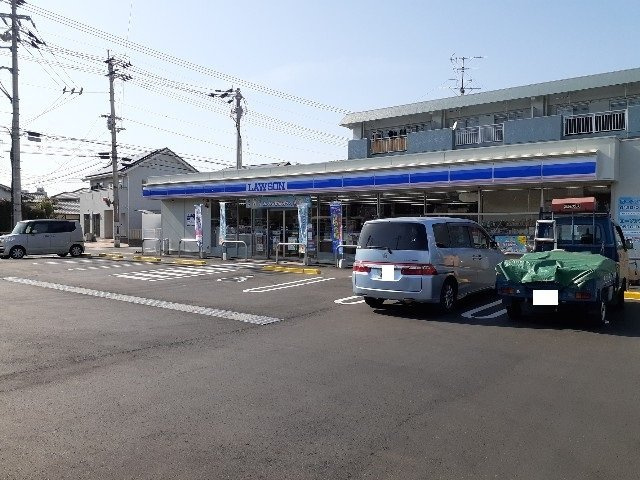 ソーレ　フジ　Ⅳの周辺|ローソン新居浜高津店様まで450m