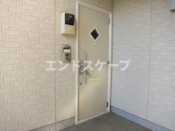 カロスクレーネの玄関|高崎、前橋のお部屋探しはエンドスケープまで！お客様の理想お聞かせ下さい♪