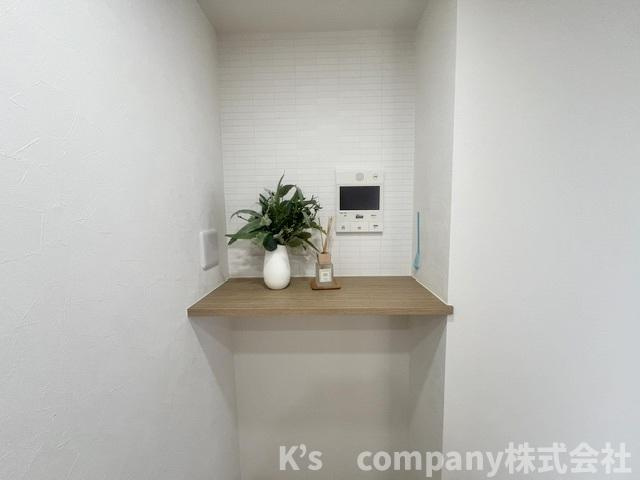 ◎高座郡寒川町一之宮７丁目　ソフィア茅ヶ崎C棟のその他|家電話やインテリア小物を置くことのできるフリースペース◇