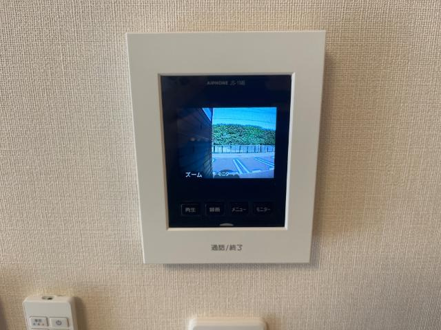 ウェストビレッヂⅠの内装|カメラ付インターホン