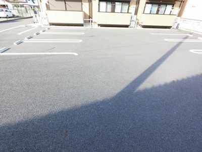 【駐車場】 | ロイヤル クレール A