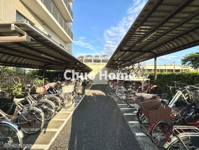 シティウィンズブライトゲートの駐輪場|【自転車置き場】最新の空き状況や費用などの詳細は担当スタッフまでお問い合わせください。