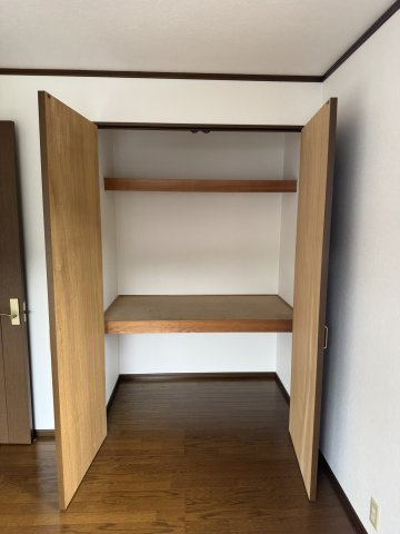和歌山市六十谷・中古戸建・114926の洋室