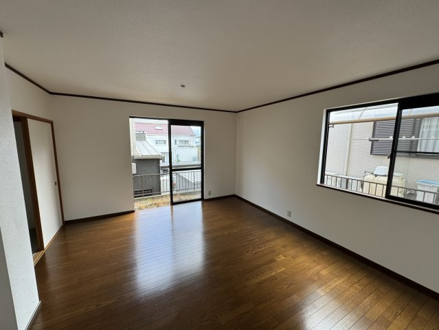 和歌山市六十谷・中古戸建・114926の居間・リビング