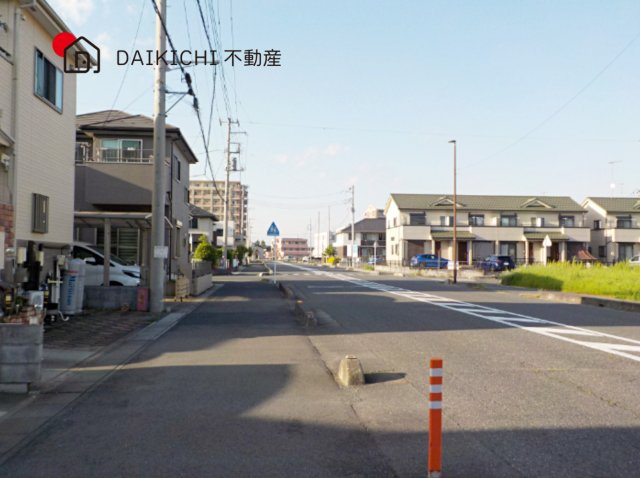 【前面道路含む現地写真】 | 白岡市新白岡8丁目　中古戸建