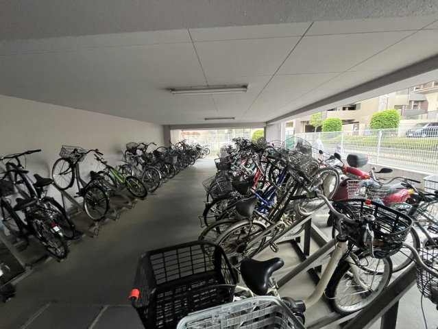 ベルポート朝霞台のその他共用部分|駐輪場