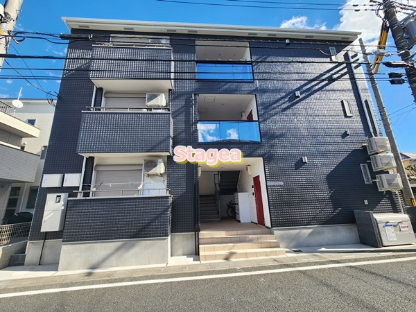 コンフィデンス東大宮Aの外観