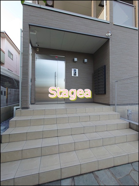 スプレッド与野のエントランス
