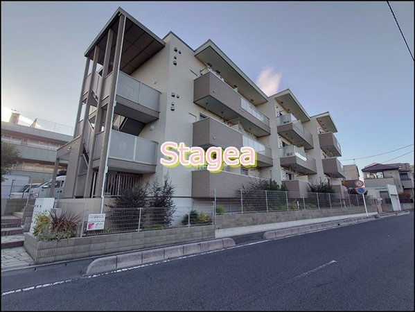 スプレッド与野の外観