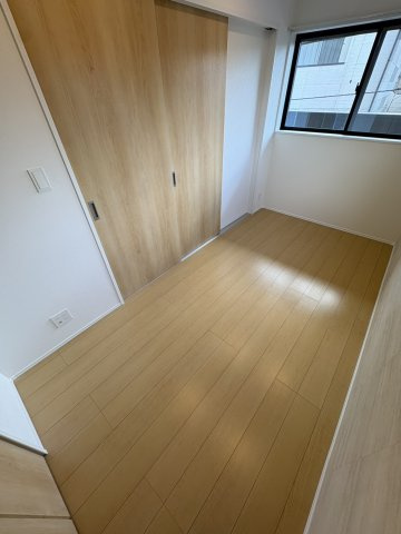 ラ・ターナ本千葉の洋室