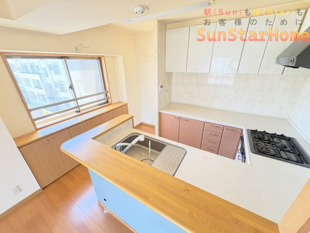 【サンスターホーム】ライオンズマンション河辺シティのキッチン