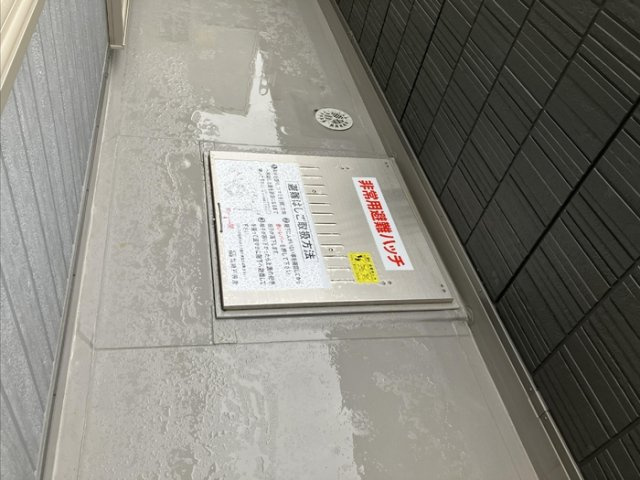 熊本市北区高平２丁目のアパートのバルコニー