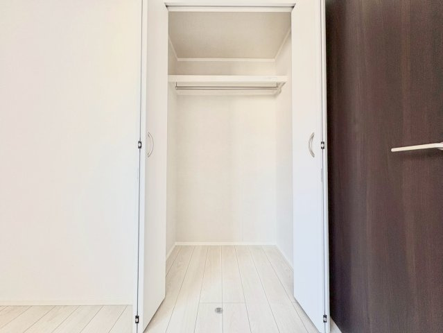 世田谷区北烏山8丁目　新築戸建　残1棟の収納|全居室収納付きですので、お部屋を有効的に使うことが出来ます！

現地ご見学希望・資料請求などお気軽にお問い合わせ下さい！
03-5990-5201