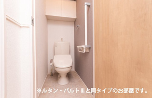 温水洗浄便座ありです☆