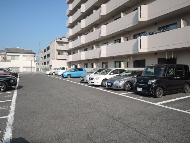 【駐車場】 | グランシャリオＫ