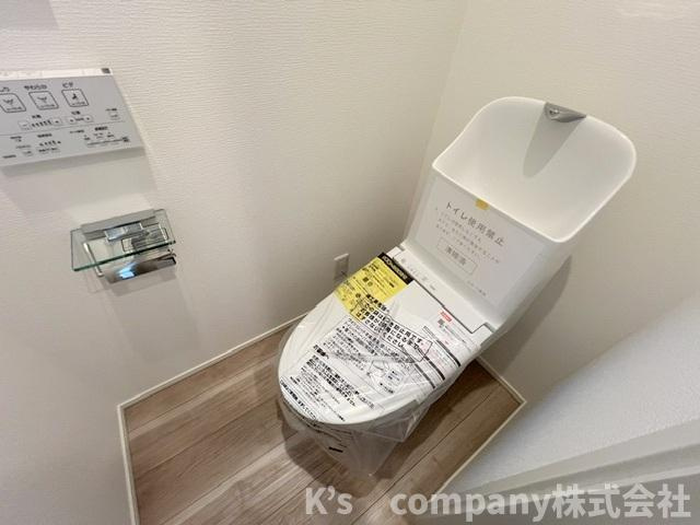 茅ヶ崎市下町屋2丁目　新築戸建　3号棟のトイレ|2階のトイレ◇