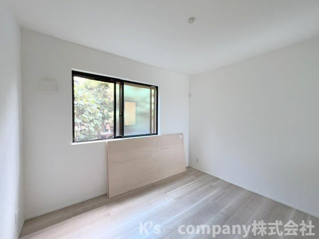 茅ヶ崎市下町屋2丁目　新築戸建　3号棟の子供部屋|洋室5.2帖◇お子様のお部屋にもお勧めです◇