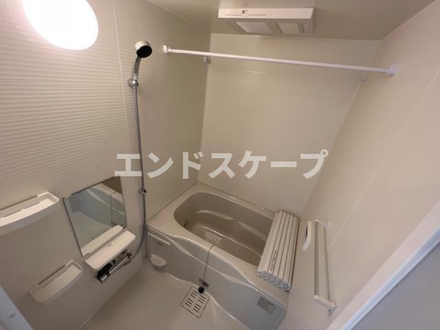 パークサイドメゾン・ソレイユの浴室|バス
高崎、前橋のお部屋探しはエンドスケープまで！お客様の理想お聞かせ下さい♪