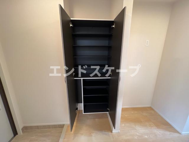 パークサイドメゾン・ソレイユの内装|下駄箱
高崎、前橋のお部屋探しはエンドスケープまで！お客様の理想お聞かせ下さい♪