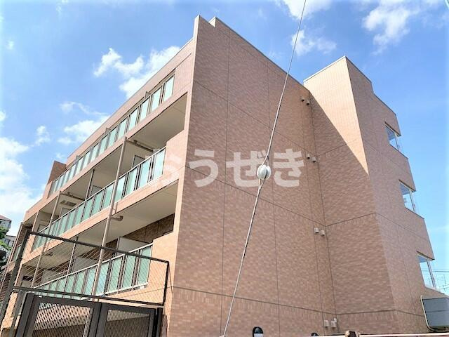 シャトーミニョンの外観