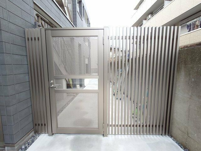 ベストみずほ台Ⅱのエントランス