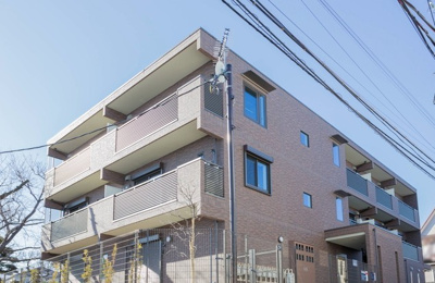 【外観】 | フォーブル白鷺 | 鉄筋コンクリート造のがっちりとした建物。