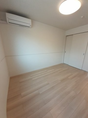 音吉　５ｔｈの寝室|クローゼット付の寝室です☆
