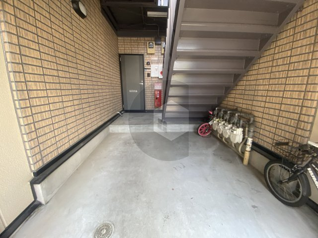 ヴァロンドール角田　Ｃ　のロビー