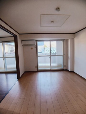 【居間・リビング】 | エバーグリーン桜川