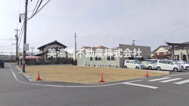 ６６９７１　羽島郡岐南町八剣9丁目分譲地の外観