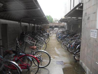 サンシティ御所西の駐車場|駐輪場