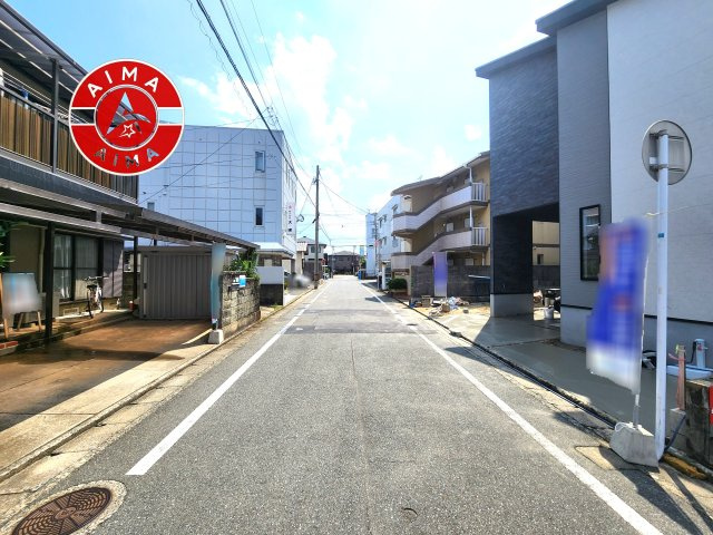 福岡市早良区南庄3丁目第1-2棟（1号棟）　の外観|前面道路含む現地の写真です。