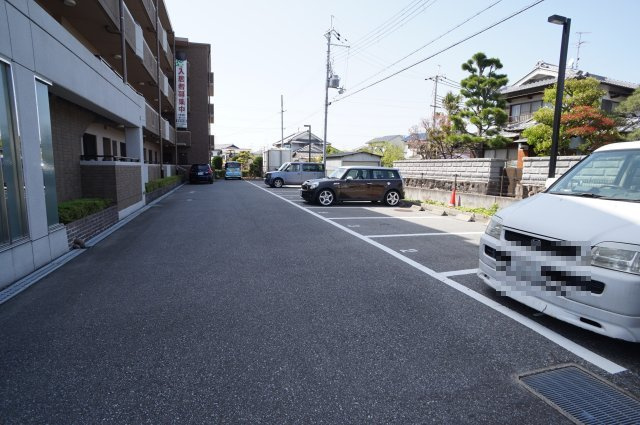 パティオ宝塚の駐車場
