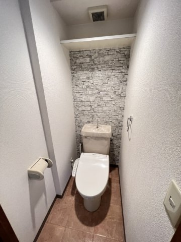 アルファポレールのトイレ|清潔感のあるトイレです