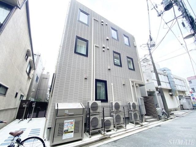 エリタージュの外観|オシャレな建物です☆