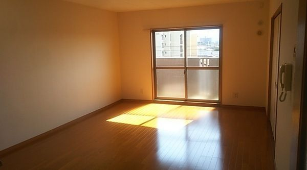 【居間・リビング】 | ウエストビレッジ21 | 現況優先