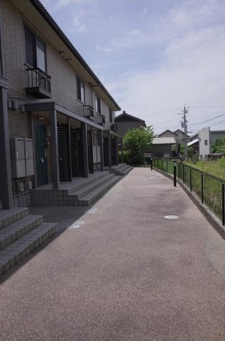 ネオハイツみゆきⅡの駐車場