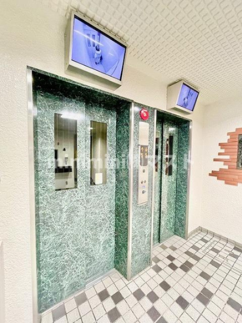 大阪城公園スカイハイツのその他共用部分|◆エレベーター２機完備のため急いでいる時も安心です♪