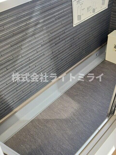 トゥルース　ワンのバルコニー| 