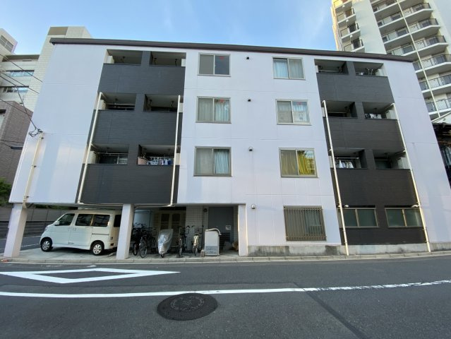 ラヴィエント三ノ輪パークサイドの外観